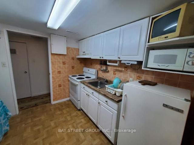 For Lease 73 Regatta Crescent Unit# Lower, Toronto, Ontario