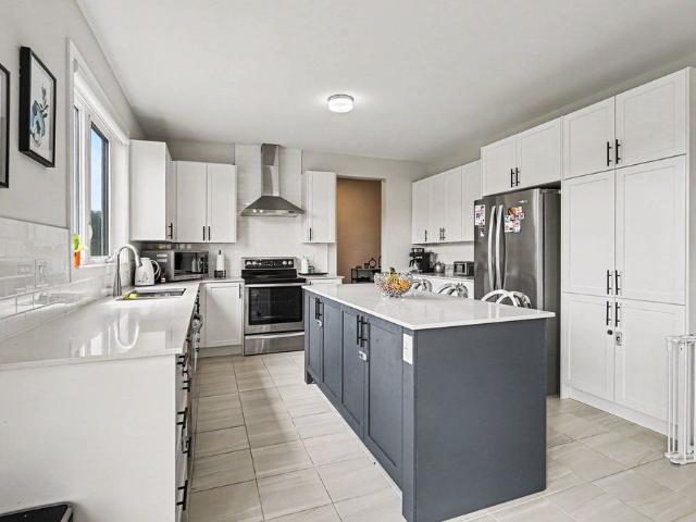 For Lease 748 EMINENCE Street, Barrhaven, Ontario