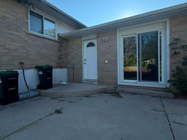 For Lease 76 Bernick Drive Unit# Lower, Barrie, Ontario