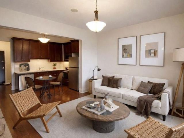 For Lease 80 Burns Boulevard Unit# 425, King, Ontario