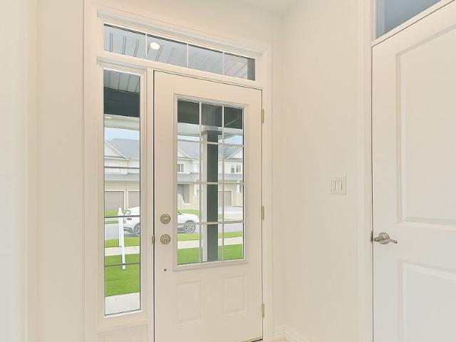 For Lease 80 Sagewood Avenue, Barrie, Ontario