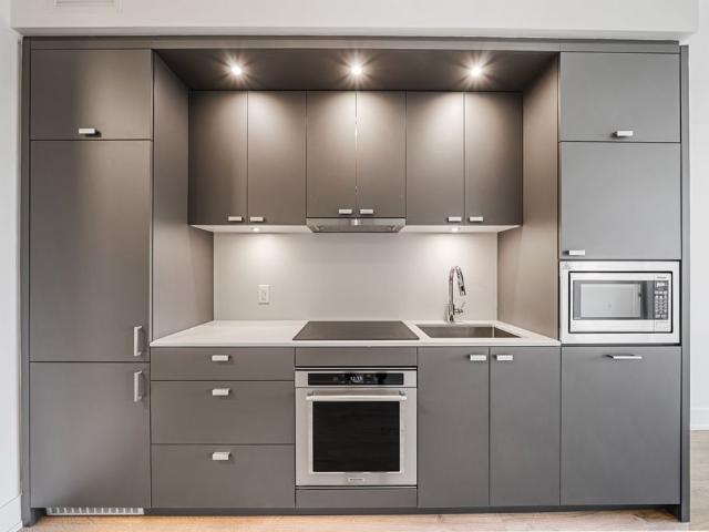 For Lease 858 Dupont Street Unit# 714, Toronto, Ontario