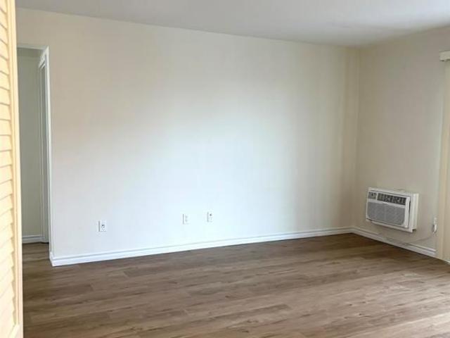 For Lease 8591 RIVERSIDE Drive Unit# 805, Windsor, Ontario