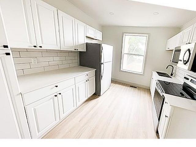 For Lease 859 Dundas Street Unit# Apt 2, London East, Ontario
