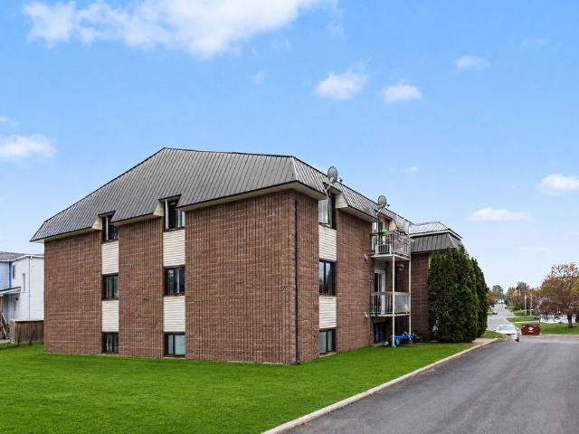 For Lease 875 LAURIER Street Unit# 12, Clarence Rockland, Ontario
