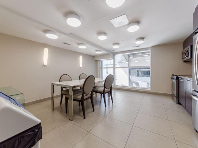 For Lease 88 RICHMOND Road Unit# 209, Westboro Hampton Park, Ontario