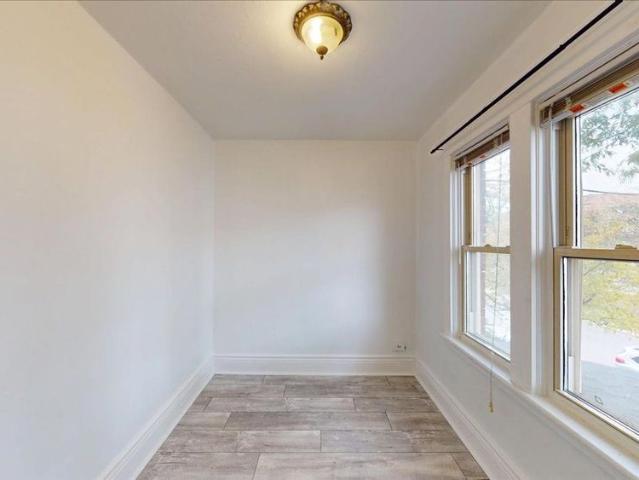 For Lease 8 Balsam Avenue Unit# 2, Hamilton, Ontario