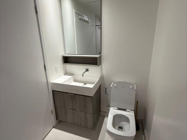For Lease 8 Hillsdale Avenue Unit# 1534, Toronto, Ontario