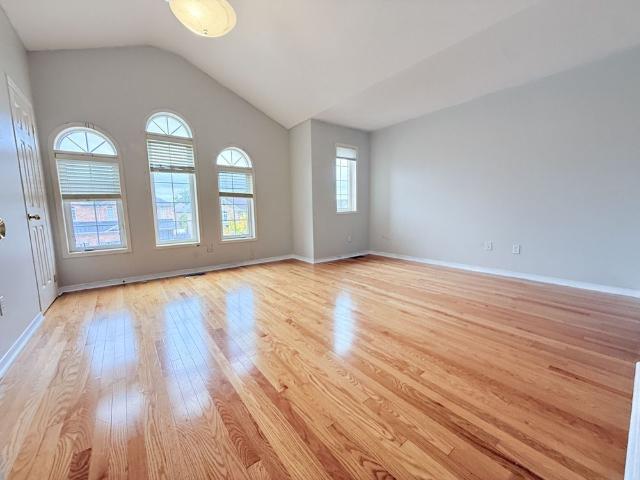 For Lease 8 Maffey Crescent, Richmond Hill, Ontario