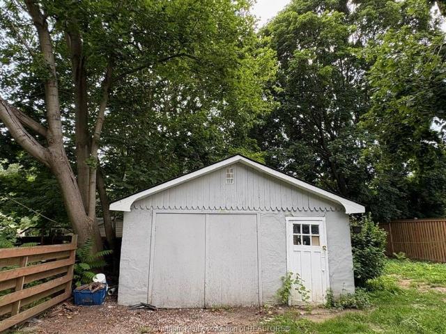 For Lease 8 Siskind Court, Chatham, Ontario