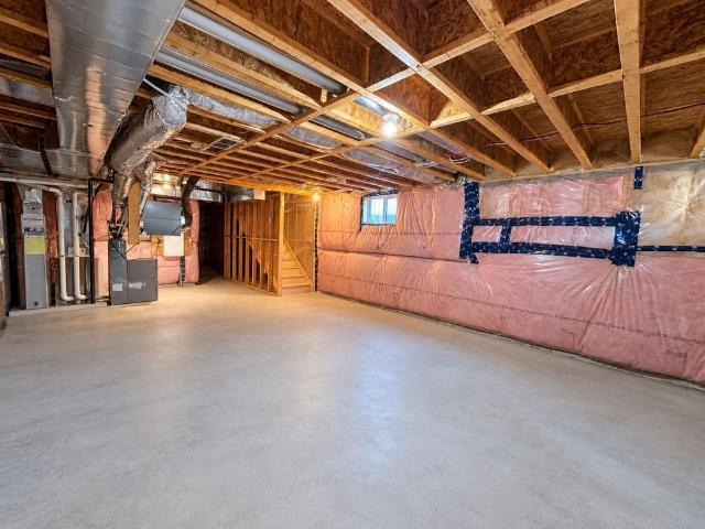 For Lease 901 Robert Ferrie Drive, Kitchener, Ontario