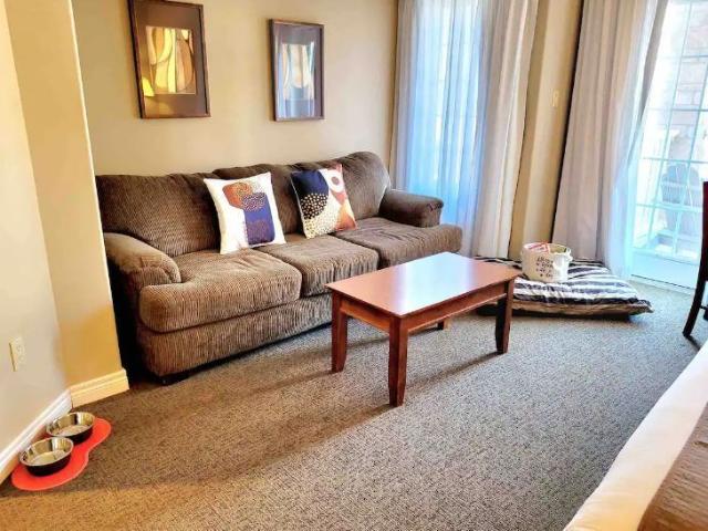 For Lease 90 Highland Drive Unit# 2270, Oro Medonte, Ontario