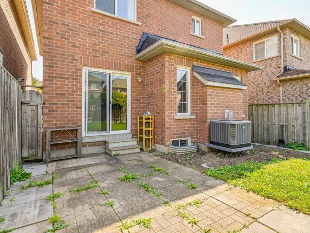 For Lease 91 Oceanpearl Crescent, Whitby, Ontario