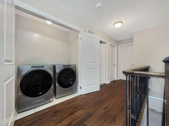 For Lease 923 Isaac Phillips Way Unit# Upper, Aurora, Ontario