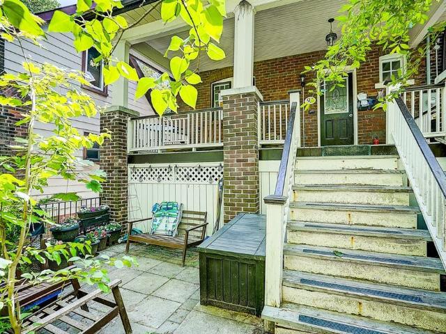 For Lease 92 Neville Park Boulevard Unit# 3, Toronto, Ontario