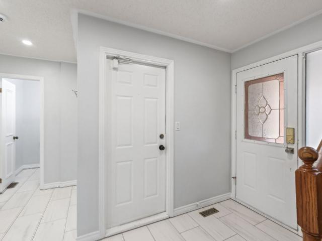 For Lease 95 B Concession Street Unit# Upper, Clarington, Ontario