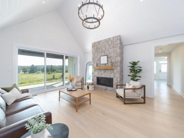 For Lease 96 Waverley Heights, Tay, Ontario