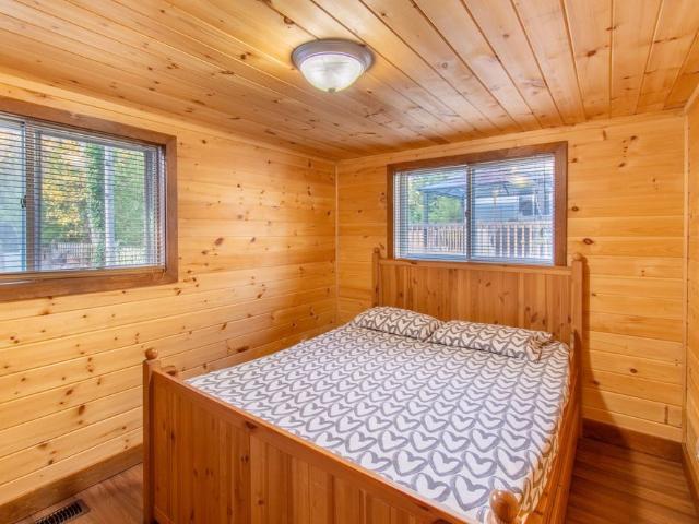 For Lease 98 33rd Street, Wasaga Beach, Ontario