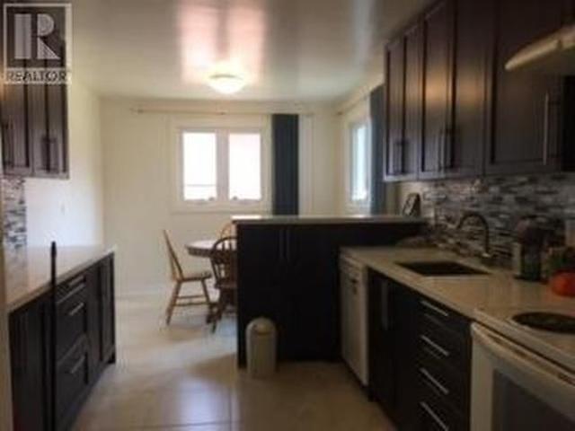 For Lease 9 Chalet Upper Road, Toronto, Ontario