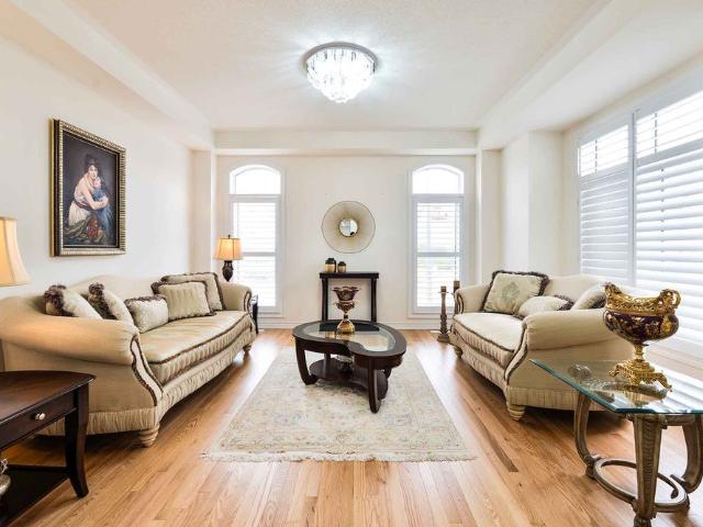 For Lease 9 Cranley Road Unit# Main, East Gwillimbury, Ontario