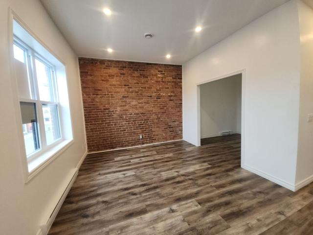 For Lease 9 Queen Street Unit# 202, Springwater, Ontario