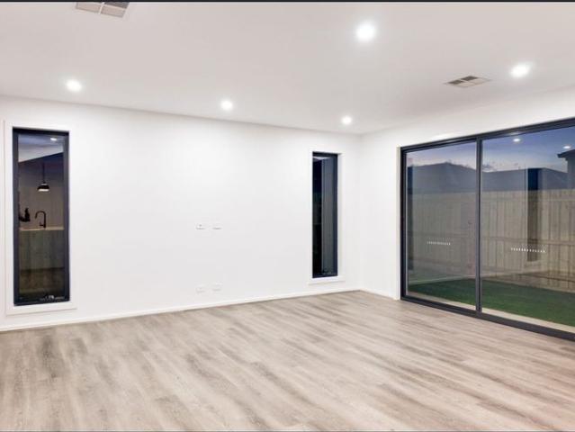 For Lease | Contemporary Comfort & Convenient Deanside Living