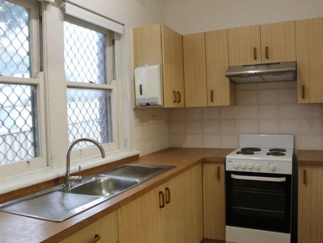 For Lease: Charming 3 Bedroom House in Beverley Park $750/week