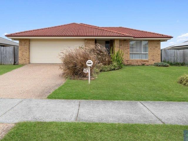 For Lease: Charming 4 Bedroom Family Home in Lowood, QLD!