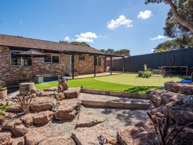 For Lease | Belle Property