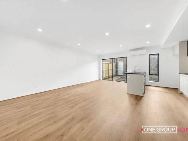 For Lease – Brand New 4 Bedroom Townhouse in Prime Mickleham Location