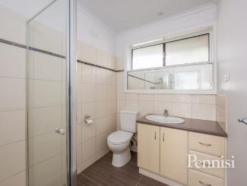 FOR LEASE BY PENNISI