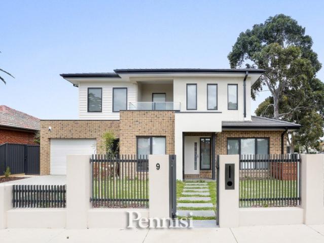 FOR LEASE BY PENNISI