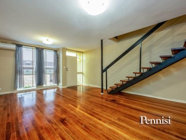 FOR LEASE BY PENNISI