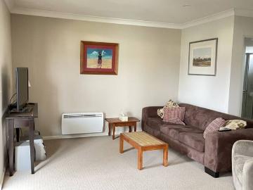 For Lease Fully Furnished Unit in Prime Tumut Location