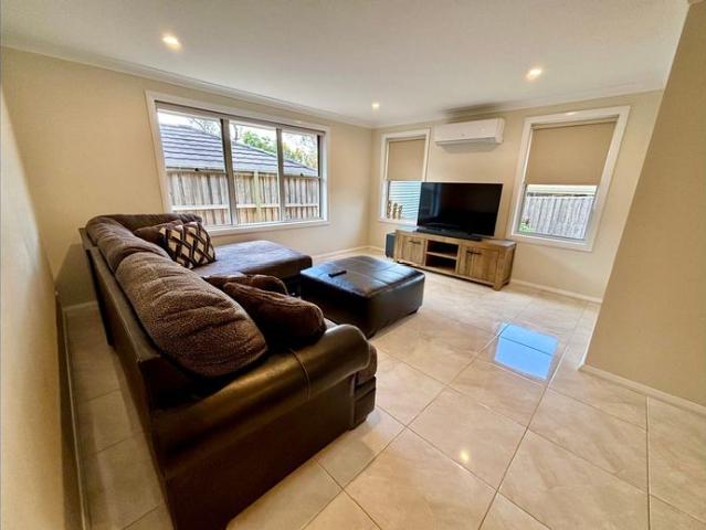 For Lease Lifestyle, Comfort & Convenience All in One!