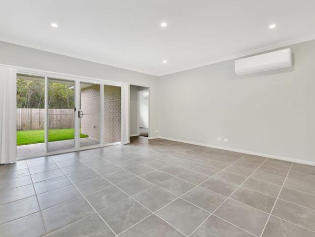 FOR LEASE – Modern Family Home in a Peaceful Location