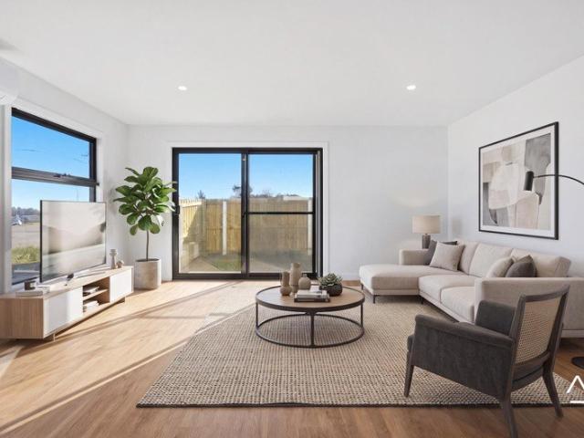 For Lease Modern, Stylish & Low Maintenance Living in George Town!