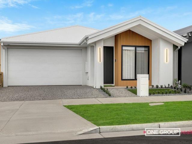 For Lease Modern 4 Bedroom Family Home at 14 Ostman Way, Donnybrook