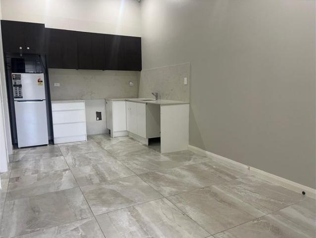 For Lease – Spacious 1 Bedroom Granny Utilies Included