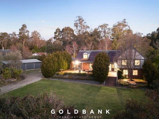 FOR LEASE Spacious 5 Bedroom Home