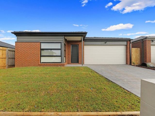 FOR LEASE | SPACIOUS FAMILY HOME IN NEWBRIDGE, WALLAN