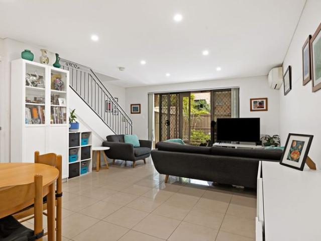 For Lease | Spacious & Modern Townhouse in a Prime North Parramatta Location