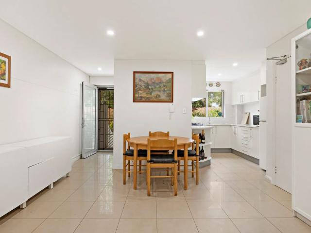 For Lease | Spacious & Modern Townhouse in a Prime North Parramatta Location