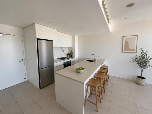 FOR LEASE \u2014 Stunning 1 Bedroom Apartment | Brisbane Casino Towers