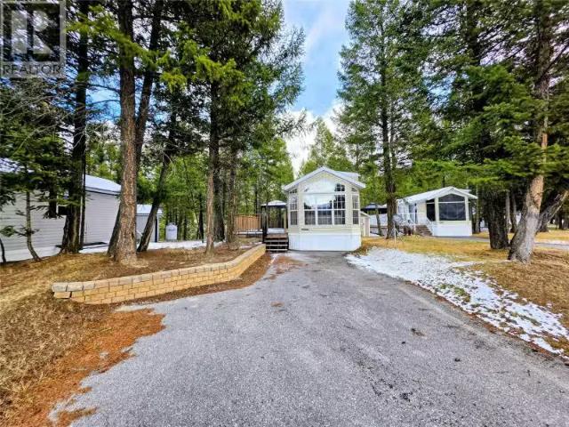 For sale: 4586 Lynx Drive, Radium Hot Springs, British Columbi.