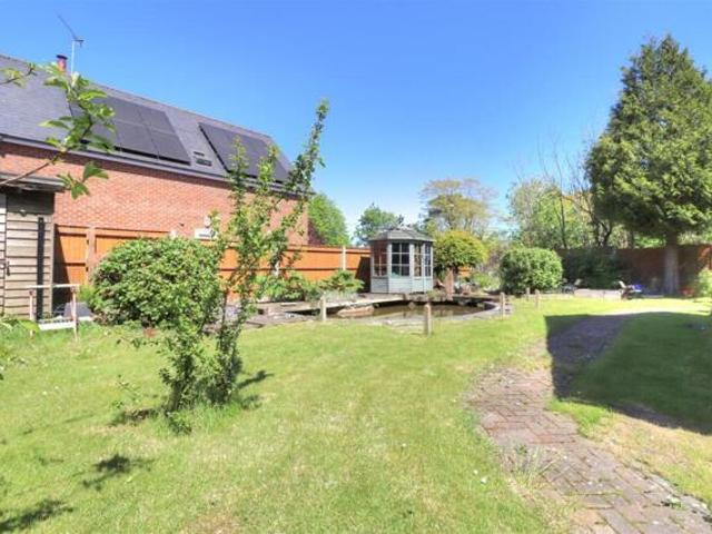 For Sale 4 Bedroom Bungalow Hythe Hampshire DS101996089
