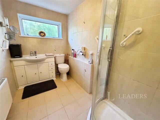 For Sale 4 Bedroom Bungalow Lower Broadheath Worcestershire DS100579049