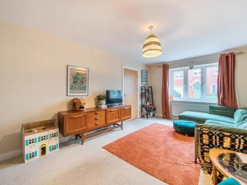 For Sale 4 Bedroom House Gloucestershire Gloucestershire DS98930113