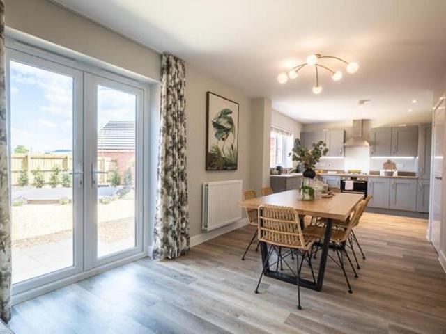 For Sale 4 Bedroom House Kidderminster Worcestershire DS101931658