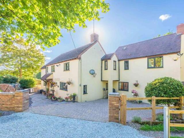 For Sale 4 Bedroom House Warwickshire Warwickshire DS100953690